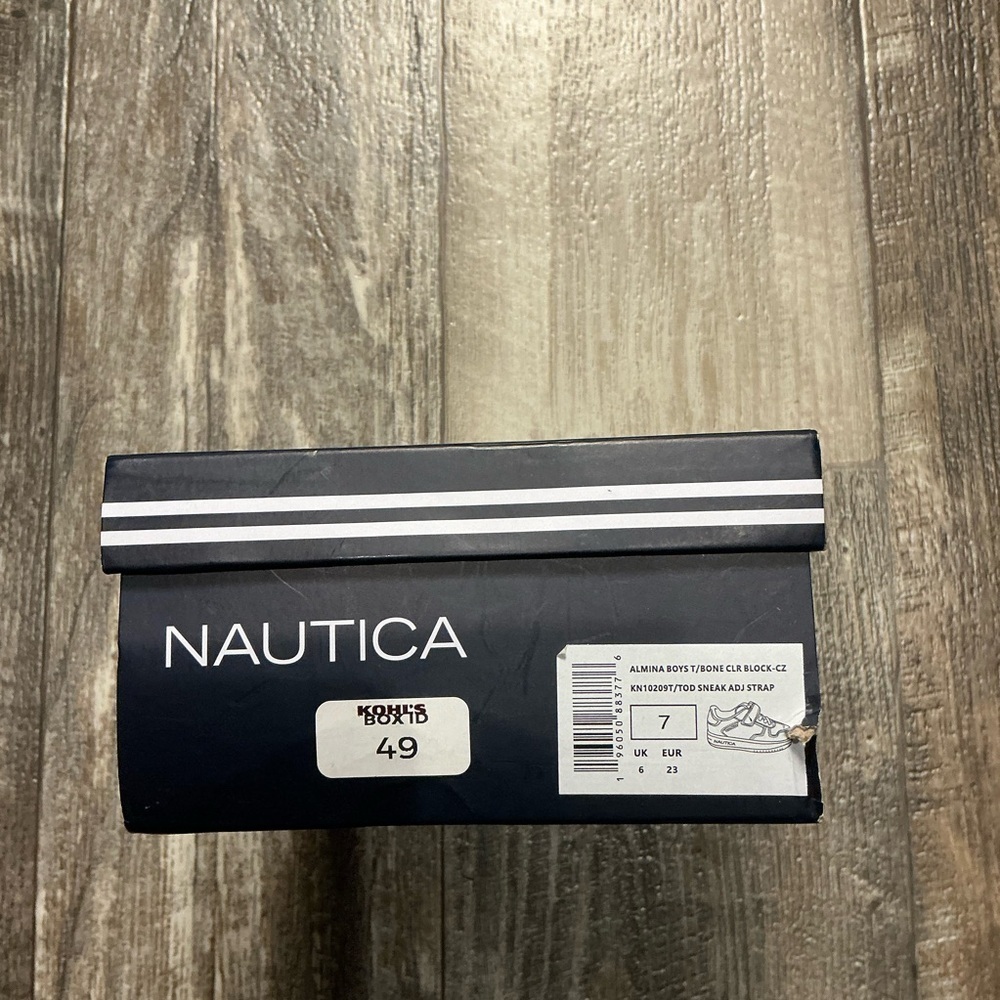 Nautica Kids' Sneakers in White and Blue Size 7 - Picture 8 of 9
